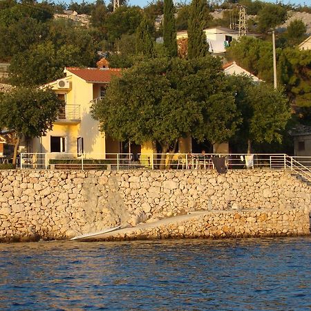 Apartmani Lisak Ugrina Barić Draga Екстериор снимка